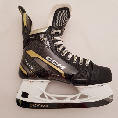 Demo CCM Tacks AS-V Pro With Runners Intermediate Ice Hockey Skates