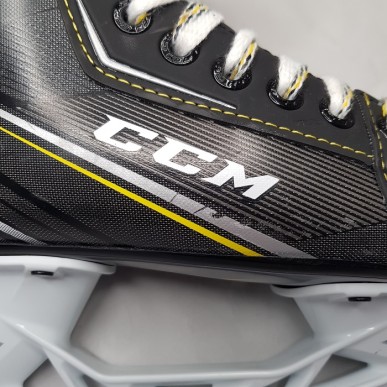 Demo CCM Tacks 9070 Junioru Hokeja Slidas