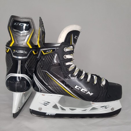 Demo CCM Super Tacks AS1 Junioru Hokeja Slidas